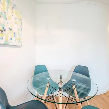 Апартаменти Guestready - Modern And Cosy
