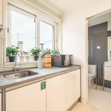 شقة Guestready - Modern And Cosy